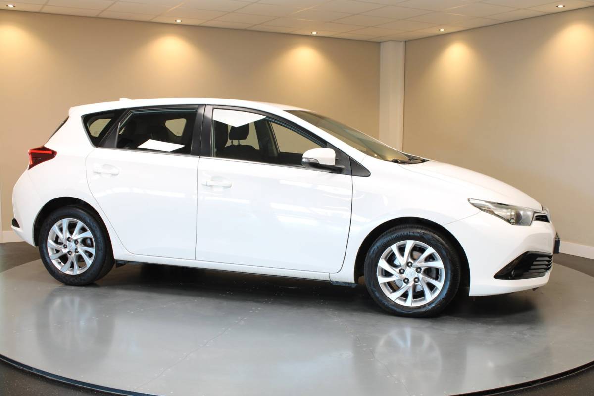 Toyota Auris Toyota Auris 1.2T Aspiration Limited *2de Eigenaar* Camera|Navi|Cruise|DAB|NAP