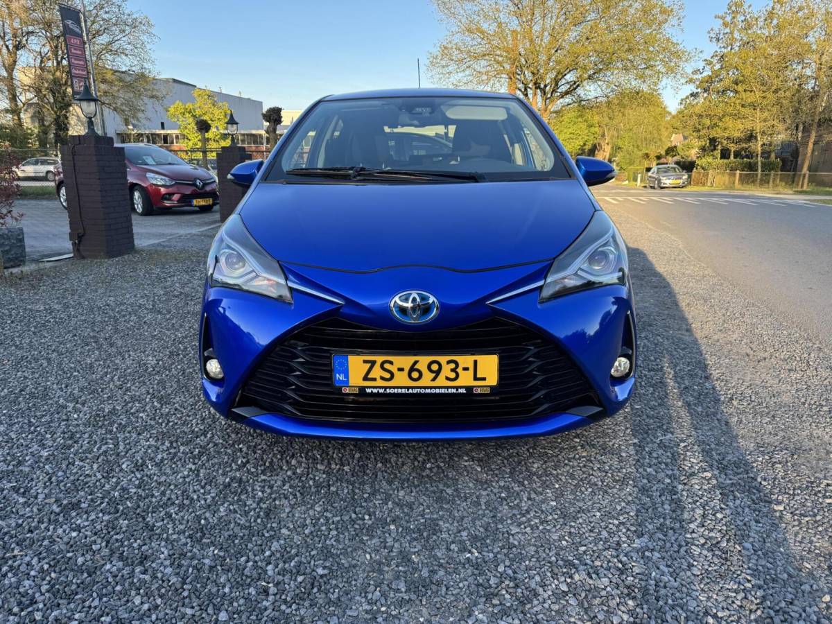 Toyota Yaris Toyota Yaris 1.5 Hybrid Dynamic 5 d onderh aantoonbaar