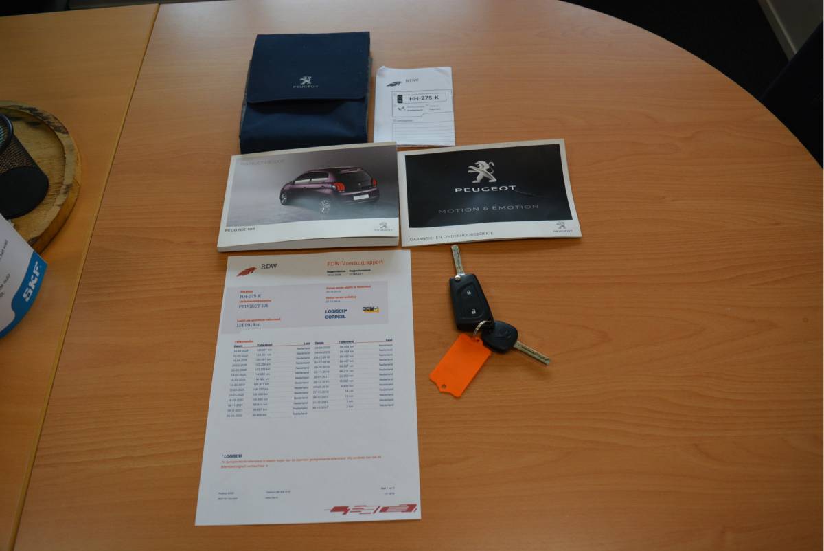 Peugeot 108 Peugeot 108 1.0 70PK e-VTi Active Pack Premium | Orig. NL | NAP | Chrome | Airco |
