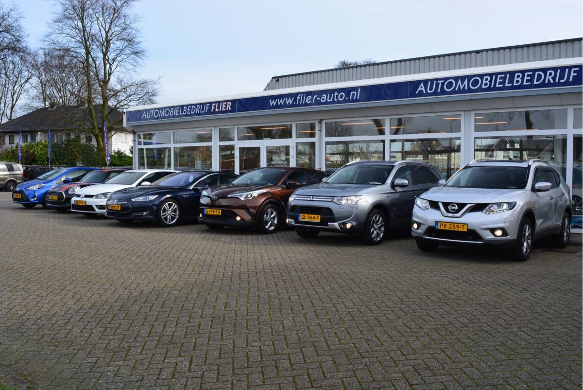 Peugeot 108 Peugeot 108 1.0 70PK e-VTi Active Pack Premium | Orig. NL | NAP | Chrome | Airco |