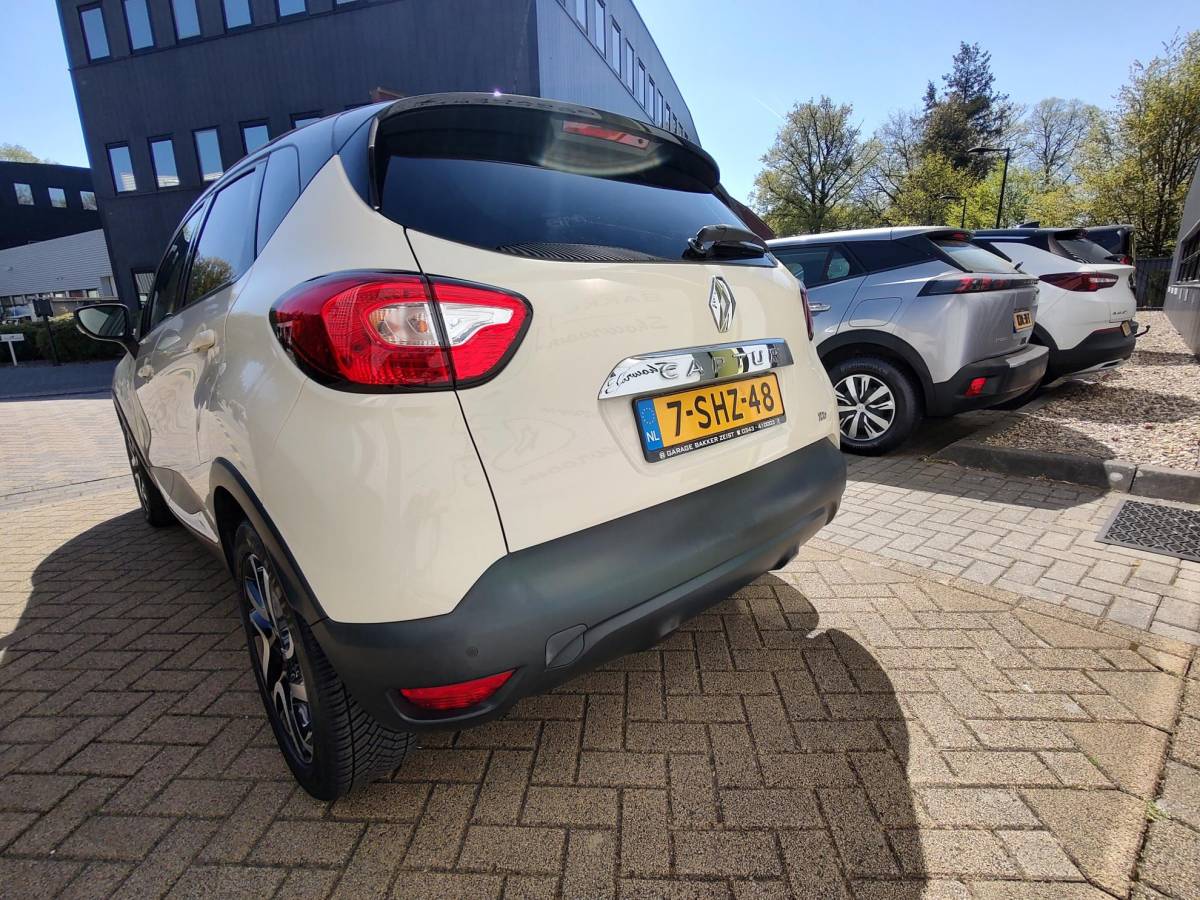 Renault Captur Renault Captur 0.9 TCe Dynamique Navigatie Cruise-Control Bluetooth All-Season Nieuwe Distributieketting