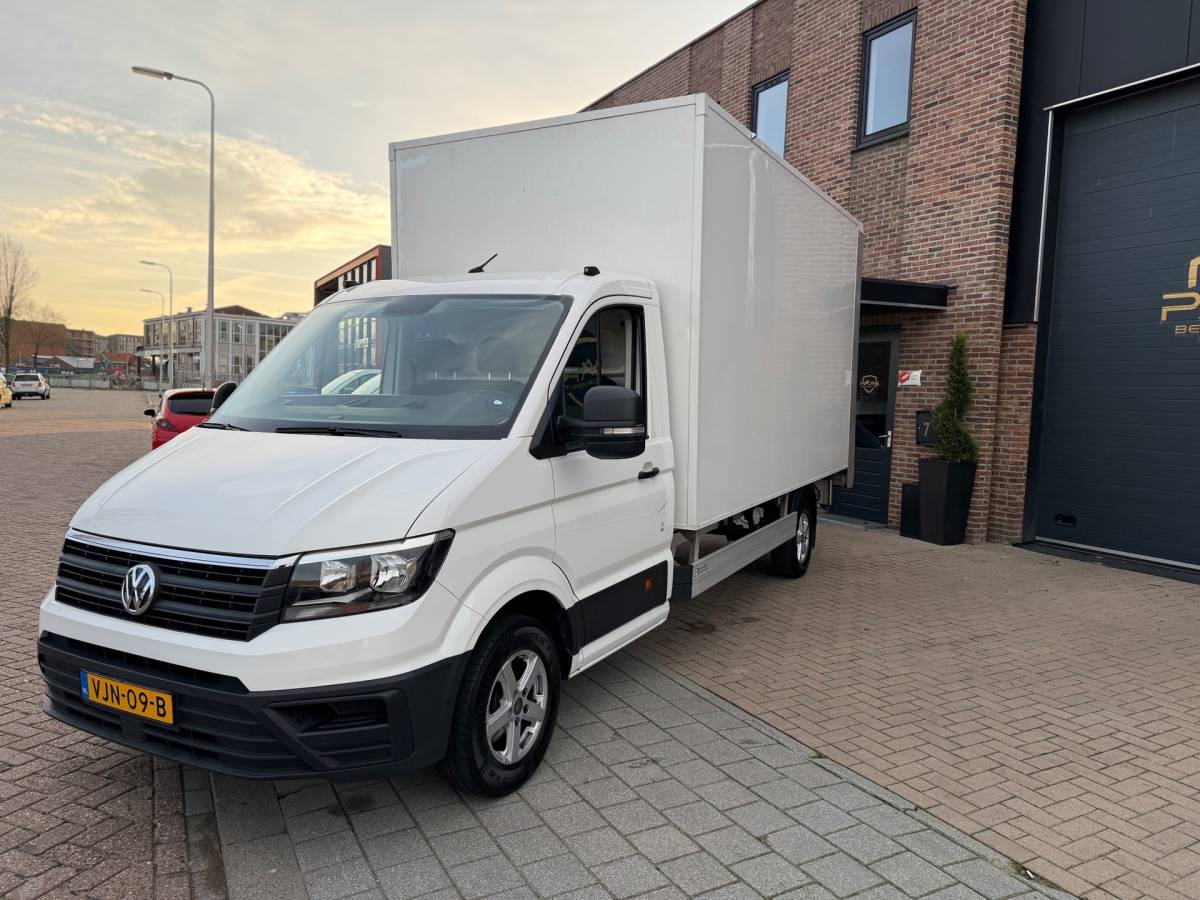 Volkswagen Crafter Volkswagen Crafter 35 2.0 TDI Highline L4 Bakwagen Laadklep DHOLLANDIA Airco Cruise Elk.Ramen Camera 360 zeer nette