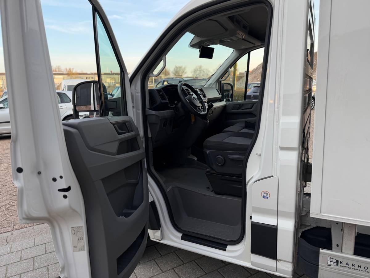 Volkswagen Crafter Volkswagen Crafter 35 2.0 TDI Highline L4 Bakwagen Laadklep DHOLLANDIA Airco Cruise Elk.Ramen Camera 360 zeer nette