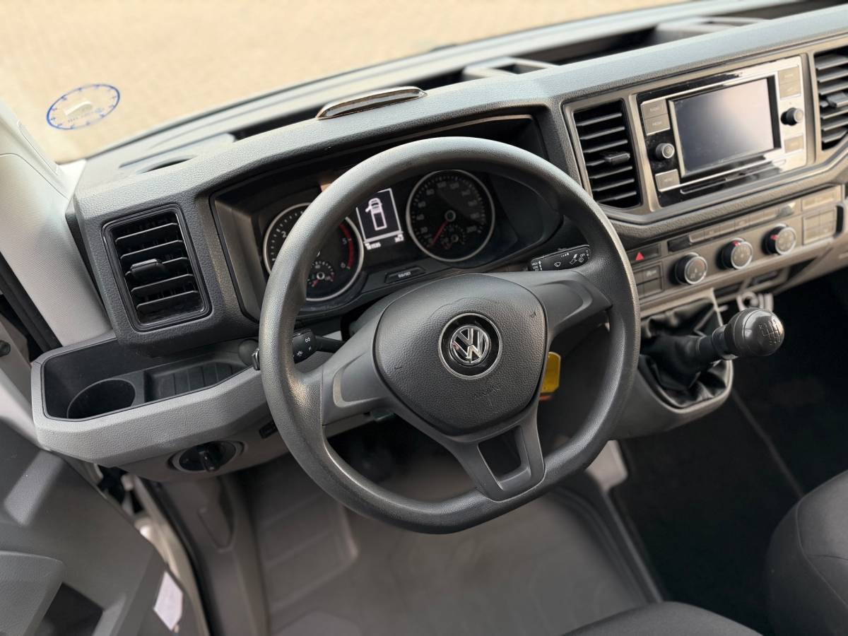 Volkswagen Crafter Volkswagen Crafter 35 2.0 TDI Highline L4 Bakwagen Laadklep DHOLLANDIA Airco Cruise Elk.Ramen Camera 360 zeer nette