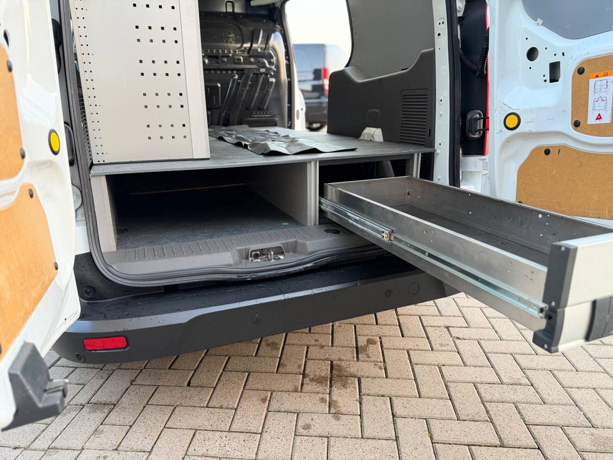 Ford Transit Connect Ford Transit Connect 1.5 EcoBlue 120PK L2 Limited 3prsn Automaat Navi Airco Cruise Elk.Ramen zeer nette!!!