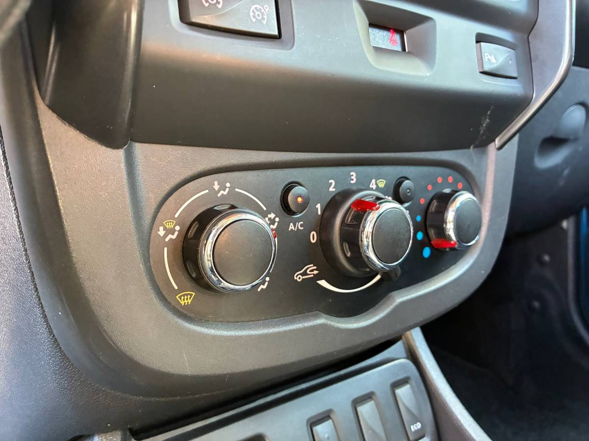 Dacia Duster Dacia Duster 1.2 TCe 4×2 Prestige | Airco + Cruise + Navi nu € 8.975,-!!!