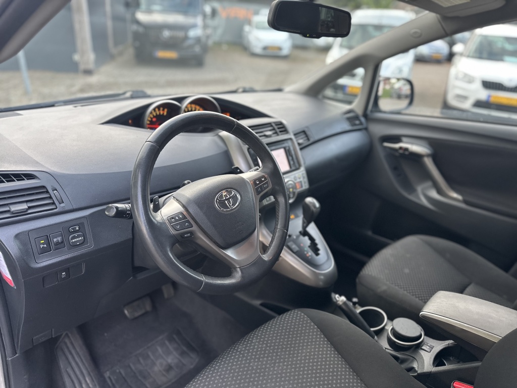 Toyota Verso Toyota Verso 1.8 VVT-i 7-Persoons | Automaat | Cruise & Clima | NAP