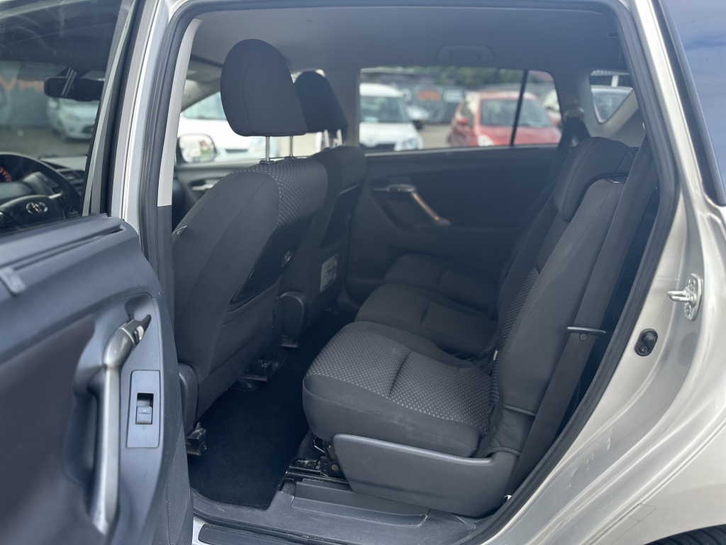 Toyota Verso Toyota Verso 1.8 VVT-i 7-Persoons | Automaat | Cruise & Clima | NAP