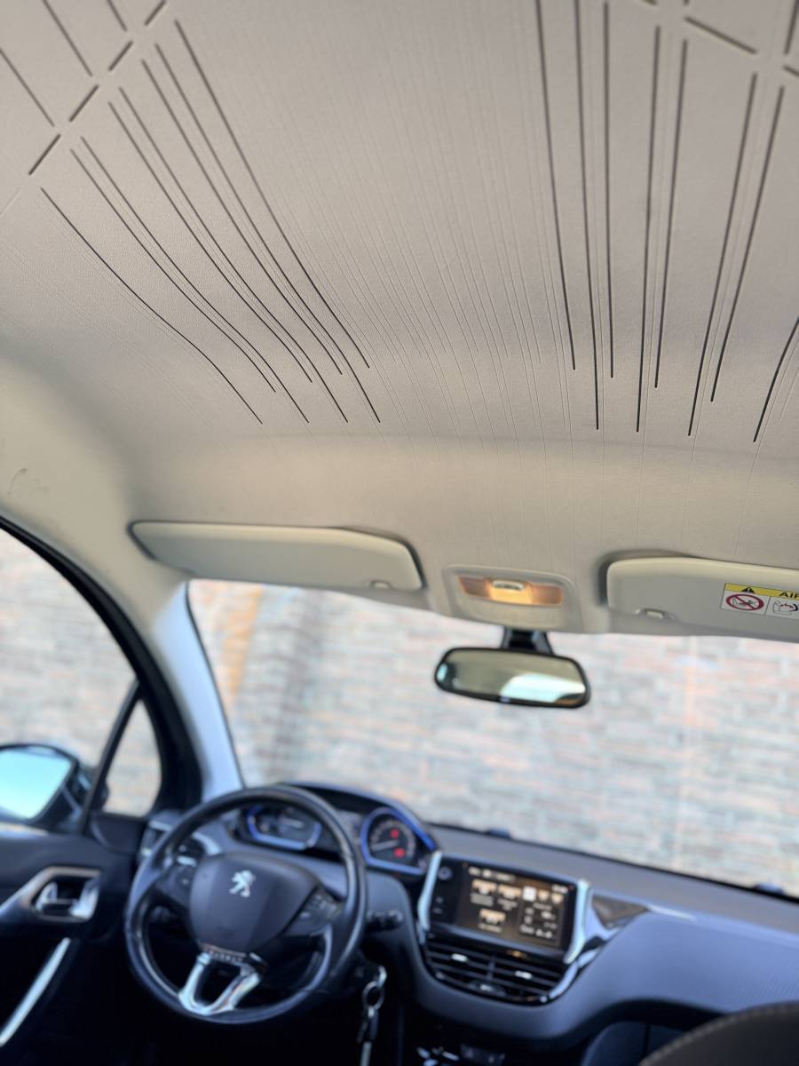 Peugeot 2008 PEUGEOT 2008 1.2 PureTech Allure·Climate·Cruise·Bluetooth·17 inch velgen