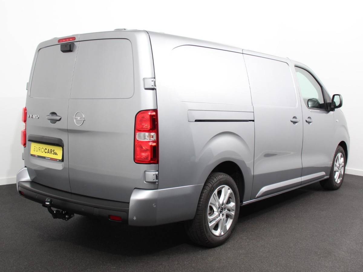 Opel Vivaro Opel Vivaro 2.0 BlueHDi 180 S&S L3 Automaat Apple Carplay /  Android Auto Parkeersensoren V+A Trekhaak Camera Navigatie Cruise Control LED koplampen houten afwerking laadruimte