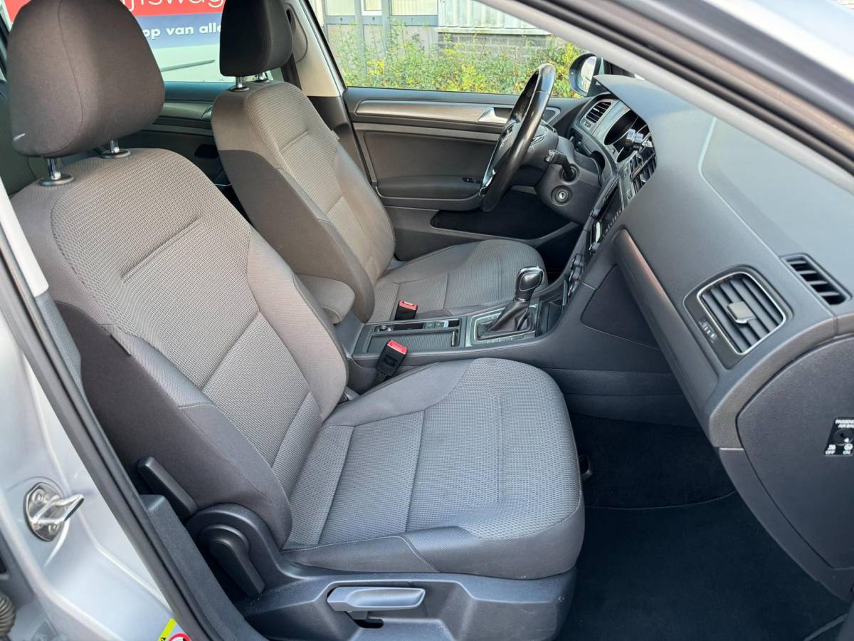 Volkswagen Golf Volkswagen Golf Variant 1.2 TSI Highline AUTOMAAT