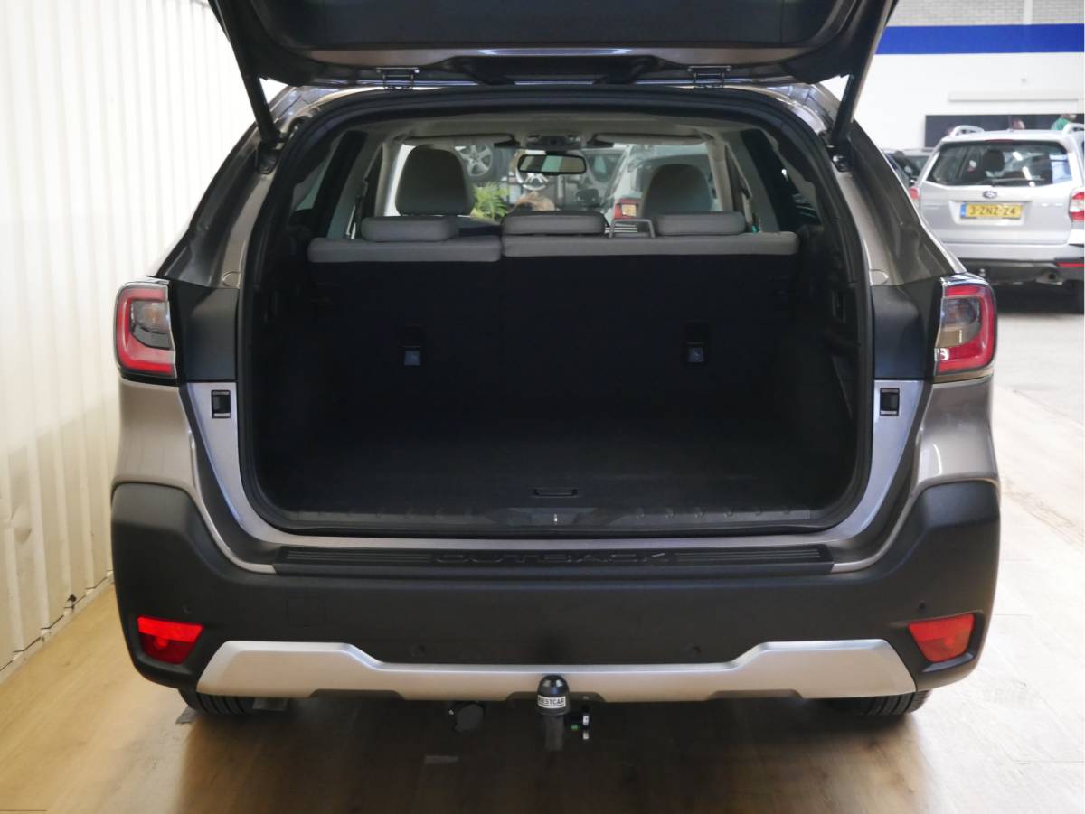 Subaru Outback Subaru Outback 2.5i Premium met Afn Trekhaak + Eye-Sight / Navigatie / Apple Carplay en android auto