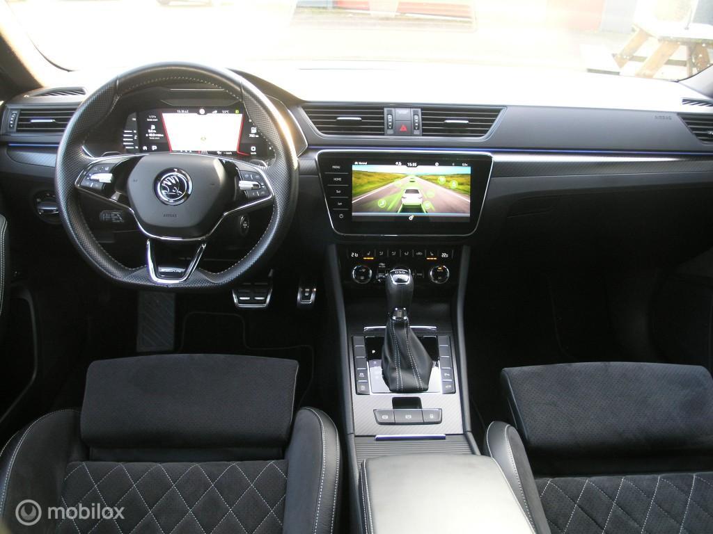 Škoda Superb Skoda Superb 1.5 TSI ACT Sportline Full Options ACC/Virtual-CP