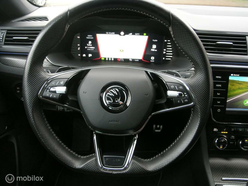Škoda Superb Skoda Superb 1.5 TSI ACT Sportline Full Options ACC/Virtual-CP