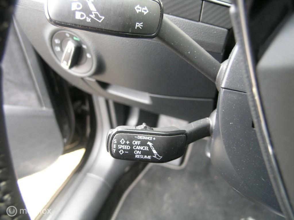 Škoda Superb Skoda Superb 1.5 TSI ACT Sportline Full Options ACC/Virtual-CP