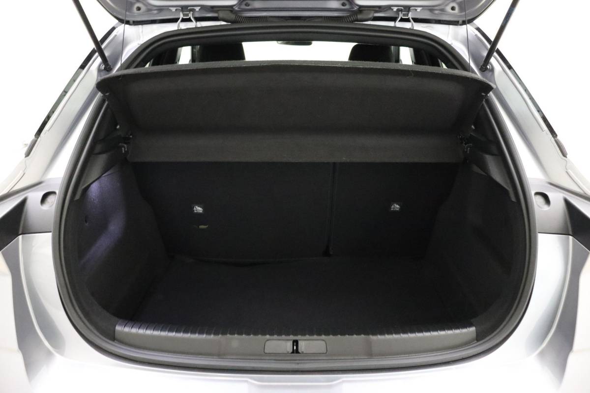 Opel Mokka Opel Mokka 1.2 Turbo GS 130 PK Automaat | Navigatie | Camera | Climate control | DAB Radio | Zwart dak | Getint glas | Lichtmetalen velgen Black