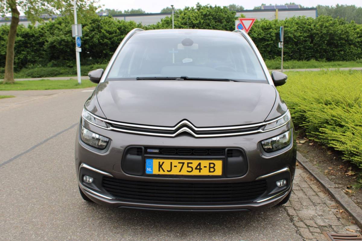 Citroën Grand C4 Picasso Citroen Grand C4 Picasso 1.2 PureTech BUSINESS-uitv 7-PERSOONS/CLIMA AIRCO/LM-VELG/NAVIGATIE/ISOFIX/CRUISECONTROL/TREKHAAK/USB+AUX