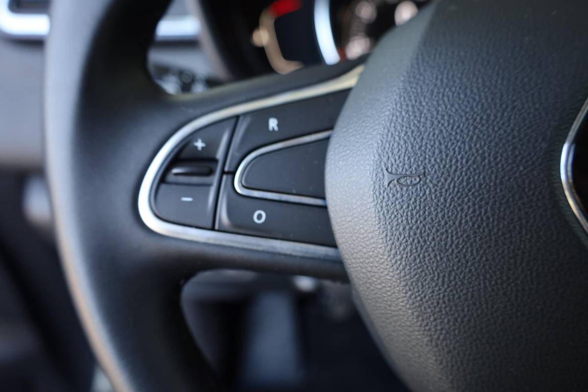 Renault Kadjar Renault Kadjar 1.3 TCe CAMERA DAB HALFLEER CARPLAY CRUISE NAVI CLIMA 2xPDC 17″LMV 2xKEYLESS ENZ.