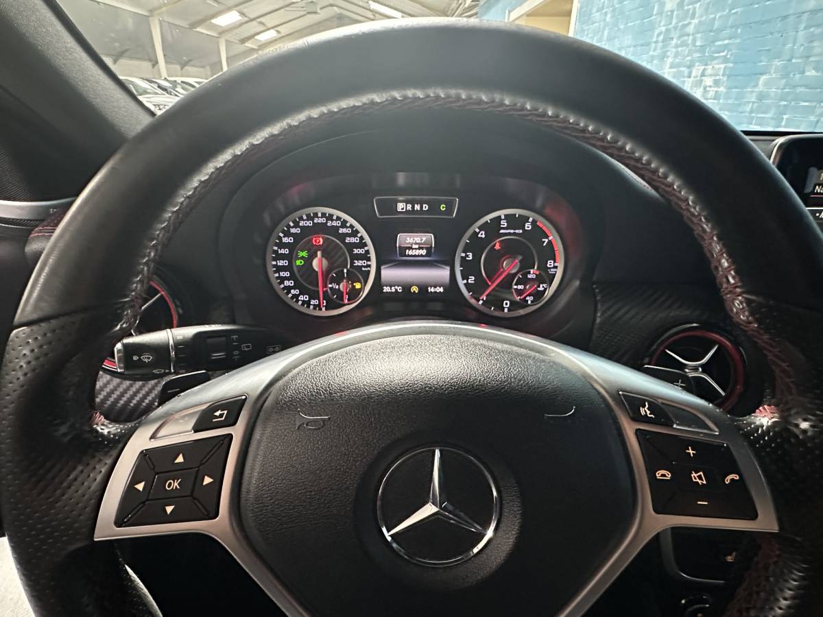 Mercedes-Benz A-Klasse Mercedes-Benz A-klasse AMG 45 4MATIC AMG SPORT / LEER / LMV /470pk Auto rijd goed
