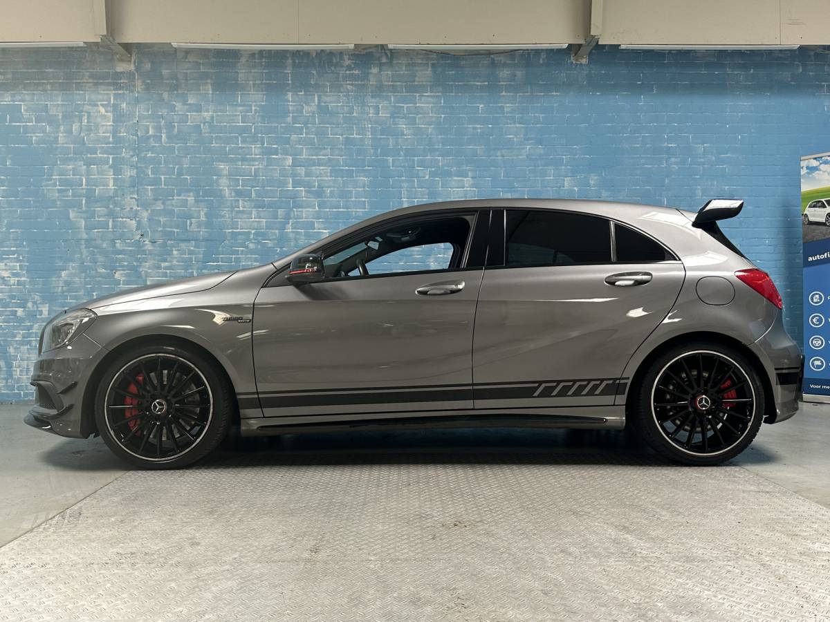 Mercedes-Benz A-Klasse Mercedes-Benz A-klasse AMG 45 4MATIC AMG SPORT / LEER / LMV /470pk Auto rijd goed