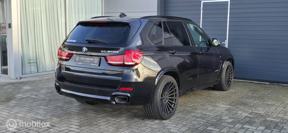 BMW X5 BMW X5 M50d