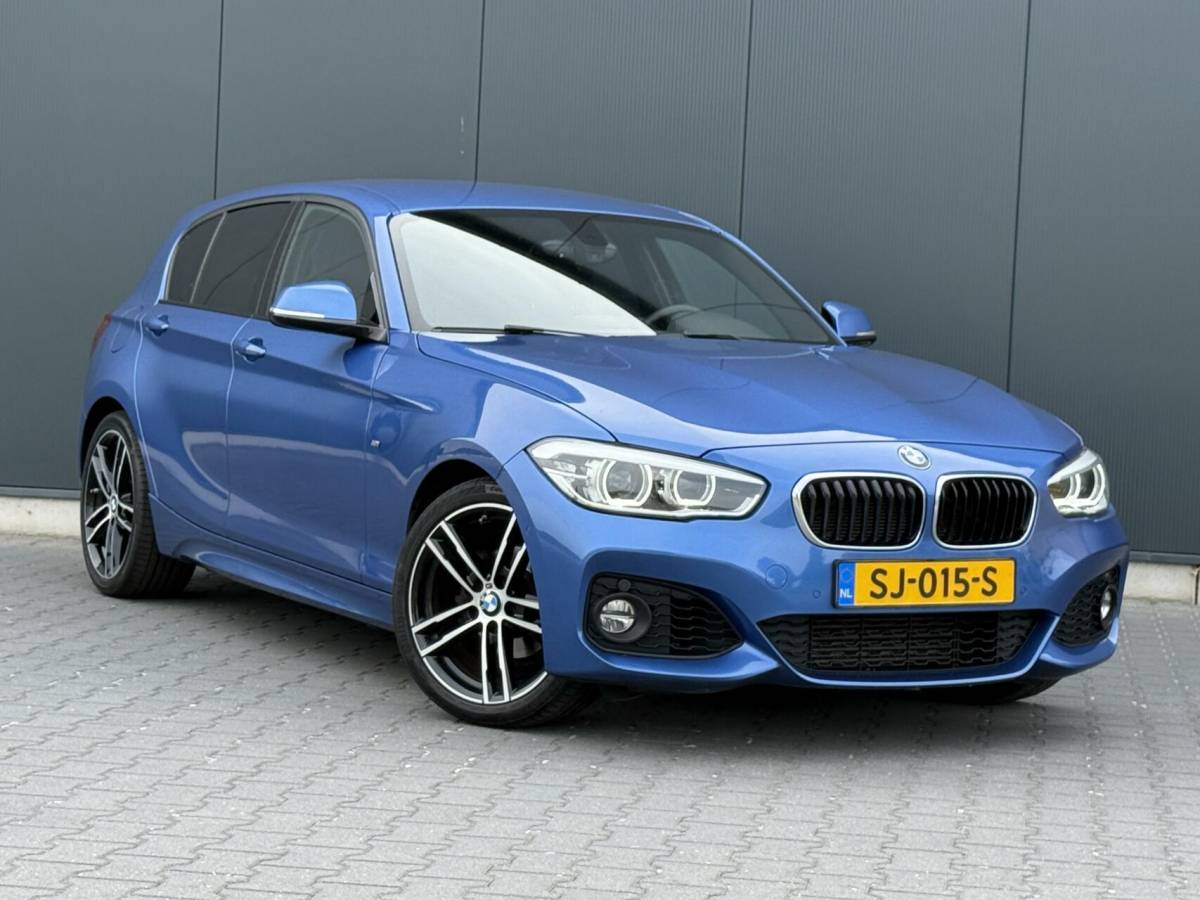 BMW 1 Serie BMW 1-serie 118I M Sport Shadow Executive Harman/Kardon – Alcantara – LED