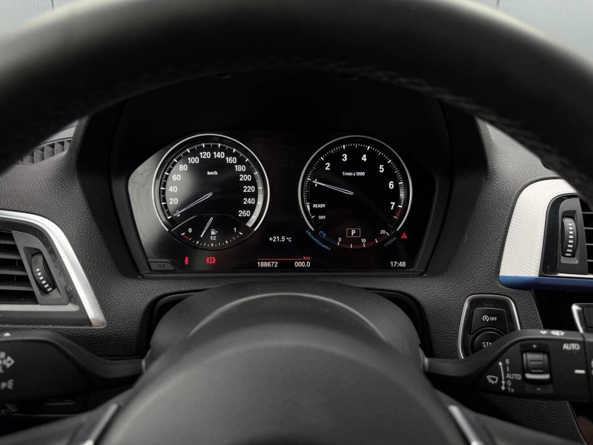 BMW 1 Serie BMW 1-serie 118I M Sport Shadow Executive Harman/Kardon – Alcantara – LED