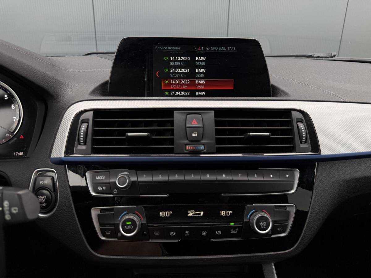 BMW 1 Serie BMW 1-serie 118I M Sport Shadow Executive Harman/Kardon – Alcantara – LED