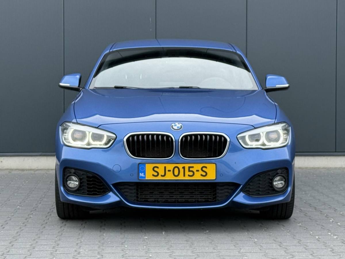 BMW 1 Serie BMW 1-serie 118I M Sport Shadow Executive Harman/Kardon – Alcantara – LED