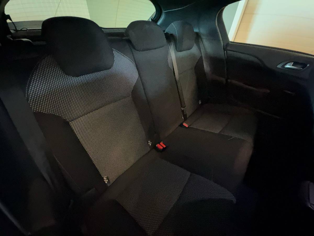 DS DS 4 DS 4 1.2 PureTech CHIC/APPLE CARPLAY/CLIMA AIRCO/NAVIGATIE/LM-VELG/ISOFIX/TREKHAAK/nwe D-riem/nwe APK+O.H.beurt/ZEER NETTE STAAT