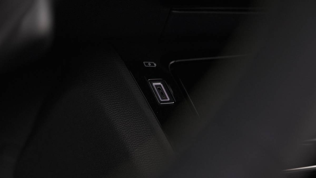 Peugeot 2008 Peugeot 2008 PureTech 130 EAT8 GT | 360 Camera | Adaptieve Cruise Control | Dodehoekdetectie | Apple Carplay