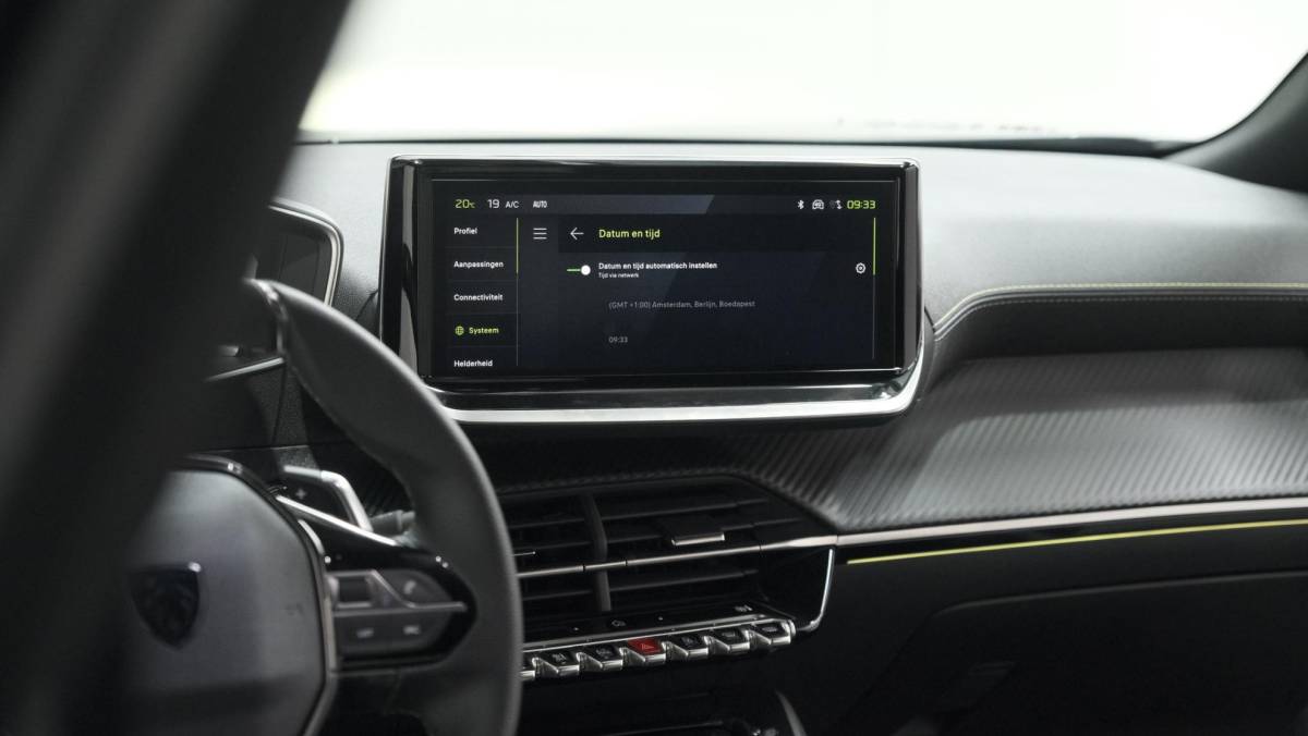 Peugeot 2008 Peugeot 2008 PureTech 130 EAT8 GT | 360 Camera | Adaptieve Cruise Control | Dodehoekdetectie | Apple Carplay