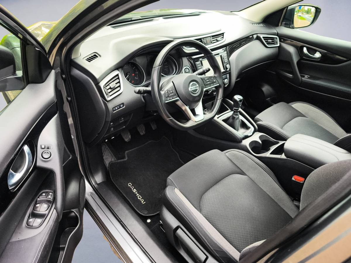 Nissan QASHQAI Nissan Qashqai 1.3 DIG-T Design Edition 2e-Eig. & Dealer-Onderh. BOVAG-Garantie. NL-Auto..