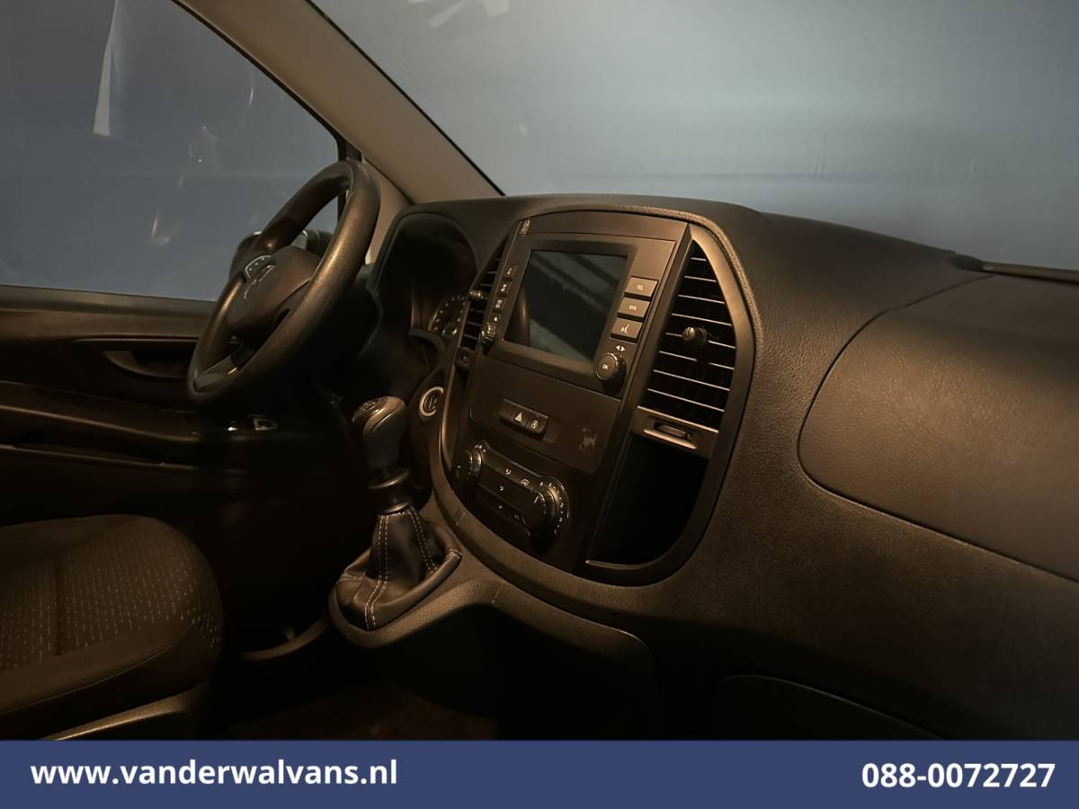 Mercedes-Benz Vito Mercedes-Benz Vito 114 CDI 136pk L2H1 Euro6  Airco | Camera | Apple Carplay | Android Auto | Cruisecontrol Parkeersensoren