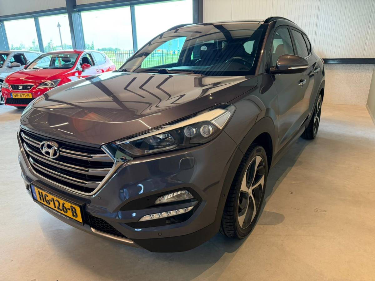 Hyundai Tucson Hyundai Tucson 1.6 T-GDi 4WD AUTOMAAT PREMIUM-uitv/CLIMA AIRCO/PANORAMADAK/CRUISECONTROL/LEDEREN BEKLEDING/TREKHAAK/XENON/NAVI/NAP