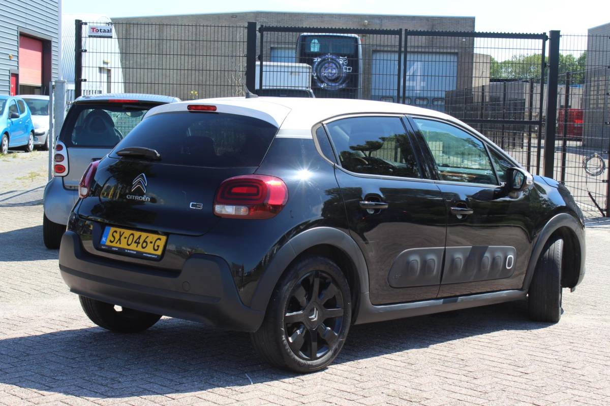 Citroën C3 Citroen C3 1.2 PureTech S&S Shine NAP automaat camera clima