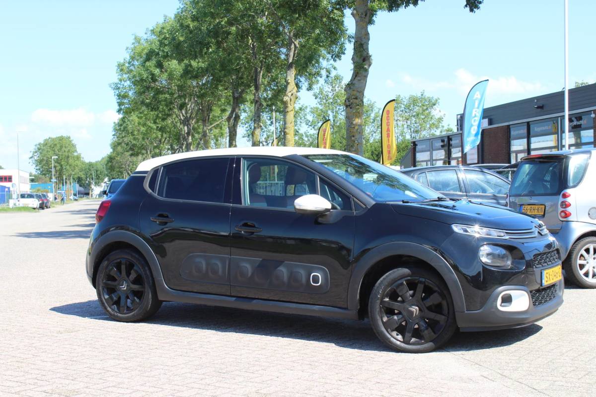 Citroën C3 Citroen C3 1.2 PureTech S&S Shine NAP automaat camera clima