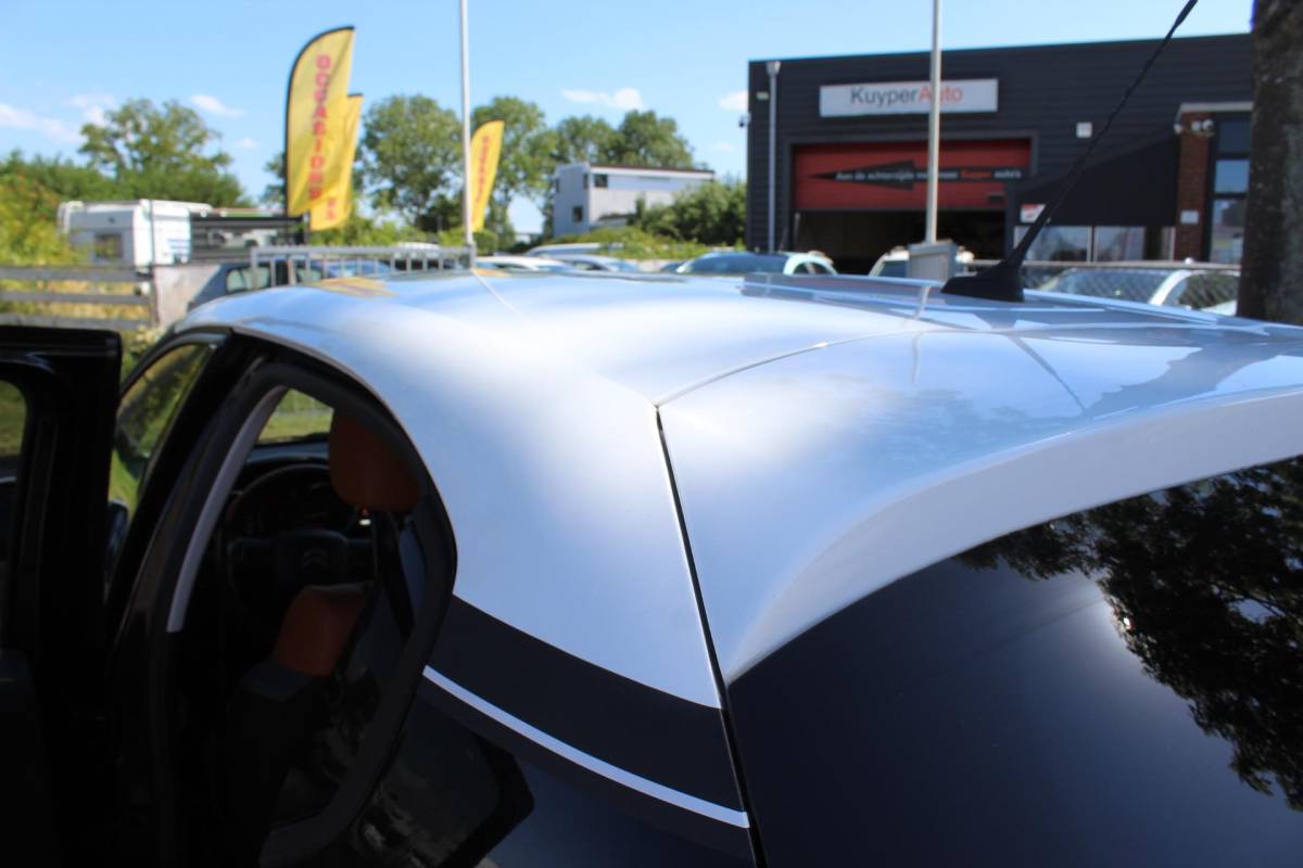Citroën C3 Citroen C3 1.2 PureTech S&S Shine NAP automaat camera clima