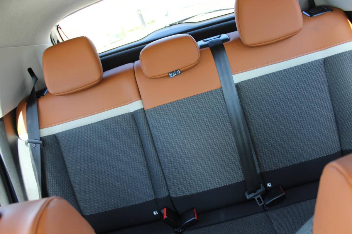 Citroën C3 Citroen C3 1.2 PureTech S&S Shine NAP automaat camera clima