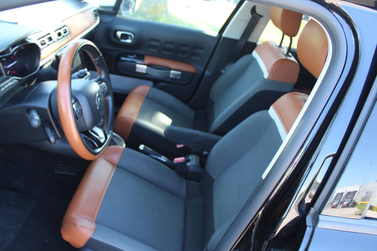Citroën C3 Citroen C3 1.2 PureTech S&S Shine NAP automaat camera clima