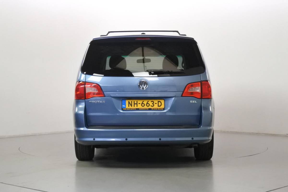 Volkswagen  Volkswagen Routan 3.6 V6 SEL Stow 3e zitrij