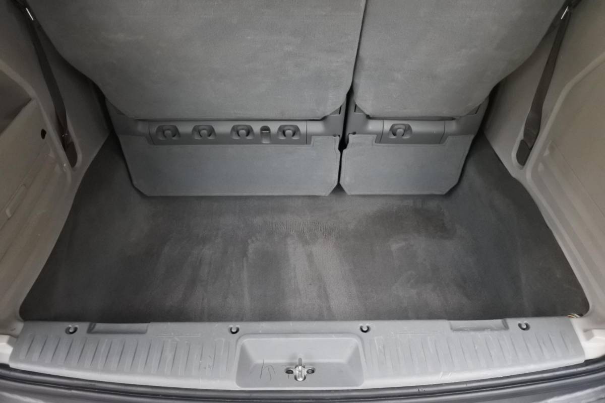 Volkswagen  Volkswagen Routan 3.6 V6 SEL Stow 3e zitrij