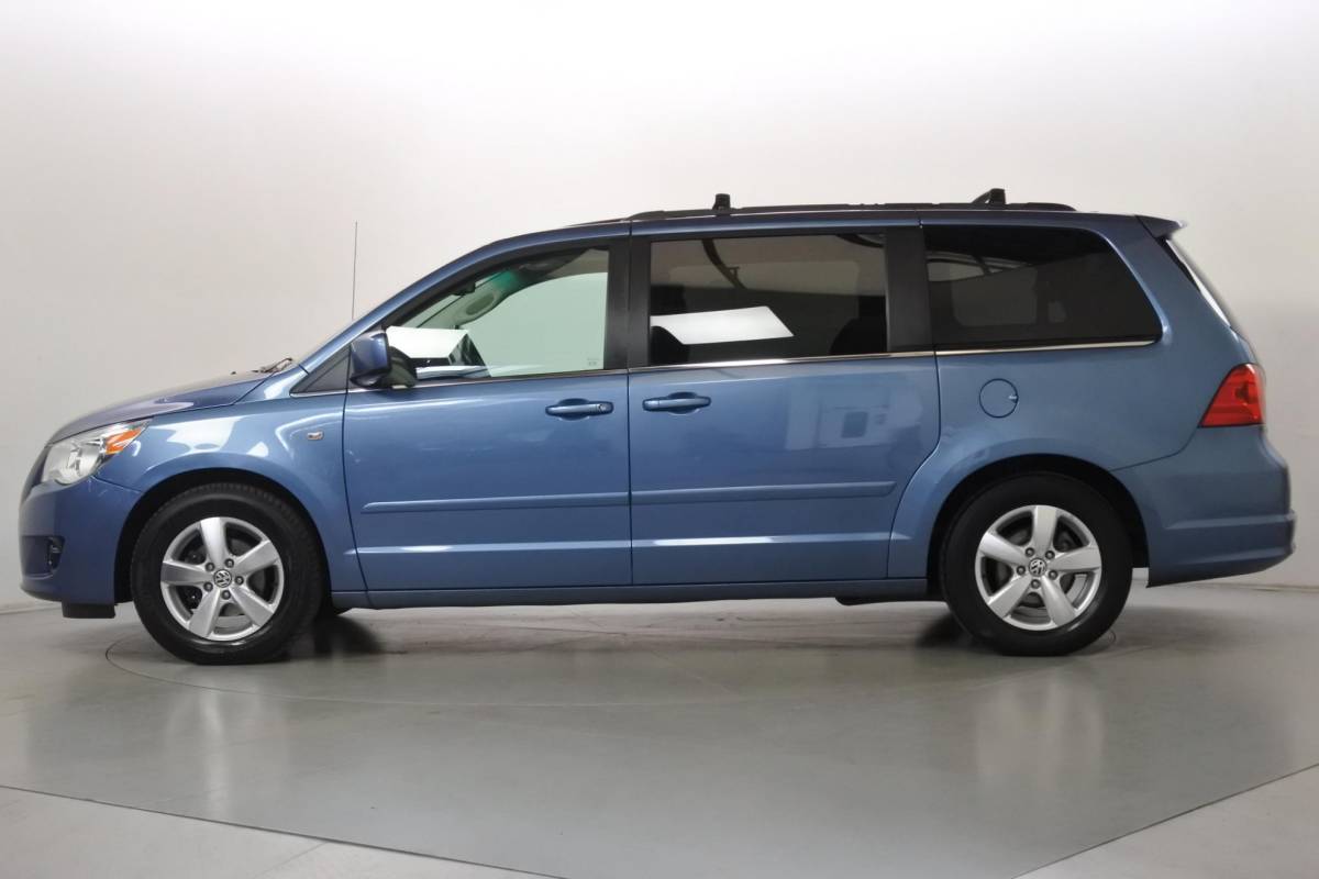 Volkswagen  Volkswagen Routan 3.6 V6 SEL Stow 3e zitrij