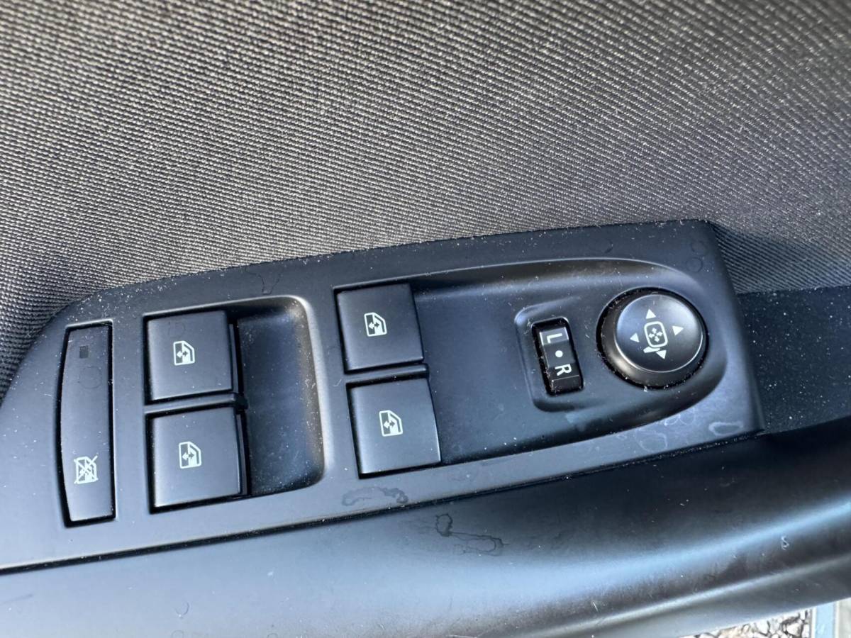 Opel Astra Opel Astra  Online Edition 106021 km 5 d apple car play cruise