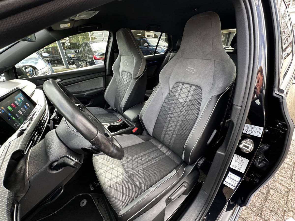Volkswagen Golf Volkswagen Golf 1.5 eTSI R-Line Lmv Adcruise Pdc Applecarplay Navi Acamera Automaat Nap