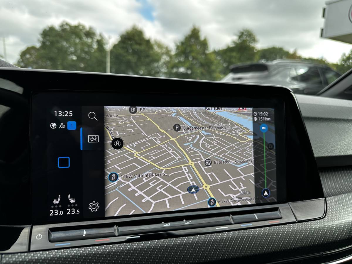 Volkswagen Golf Volkswagen Golf 1.5 eTSI R-Line Lmv Adcruise Pdc Applecarplay Navi Acamera Automaat Nap