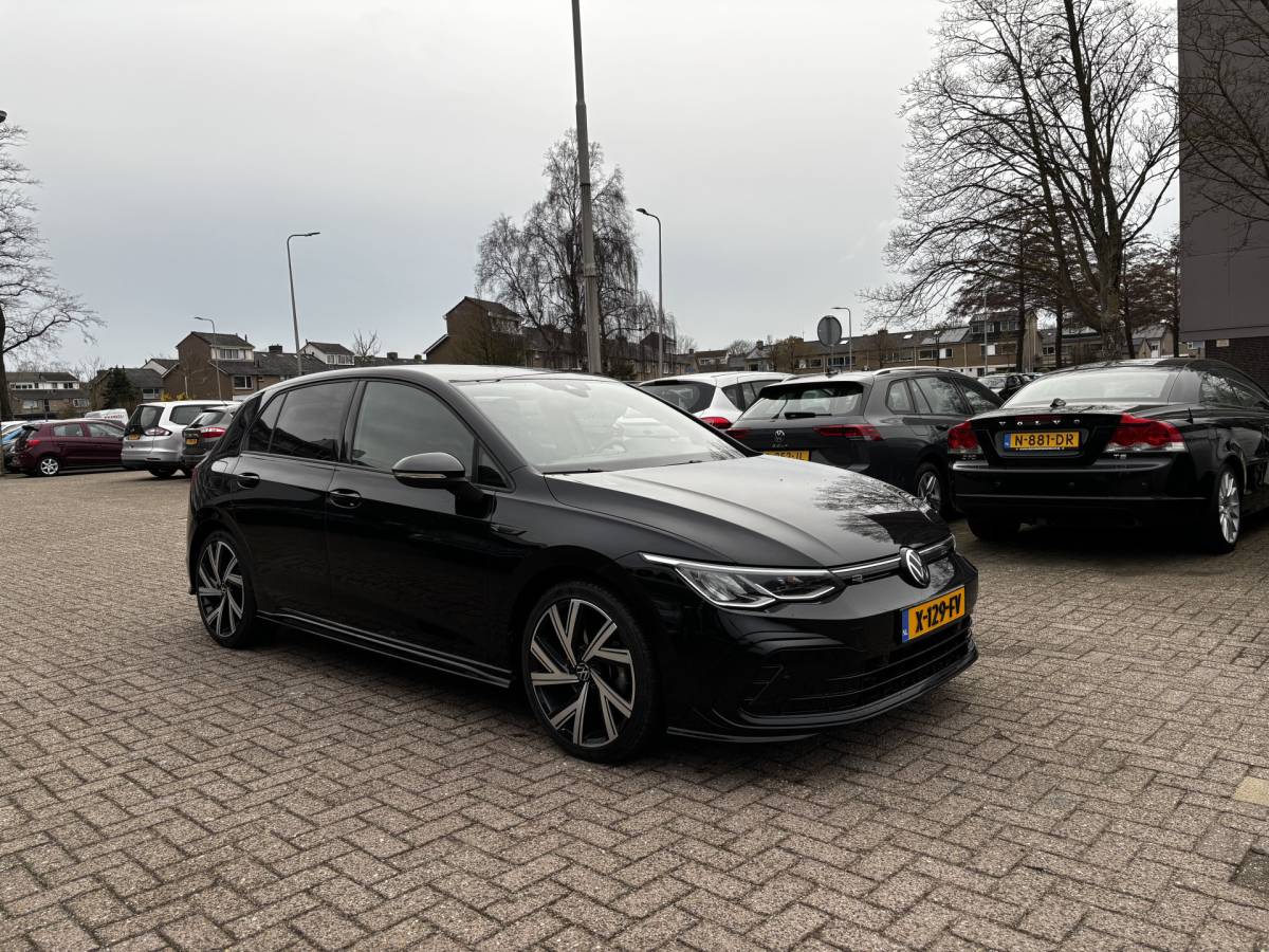 Volkswagen Golf Volkswagen Golf 1.5 eTSI R-Line Lmv Adcruise Pdc Applecarplay Navi Acamera Automaat Nap