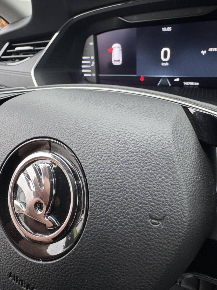 Škoda Octavia Skoda Octavia Combi 1.0 TSI Business Edition CARPLAY ANDROID