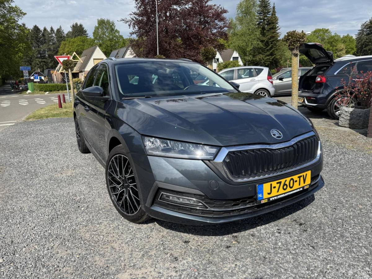 Škoda Octavia Skoda Octavia Combi 1.0 TSI Business Edition CARPLAY ANDROID
