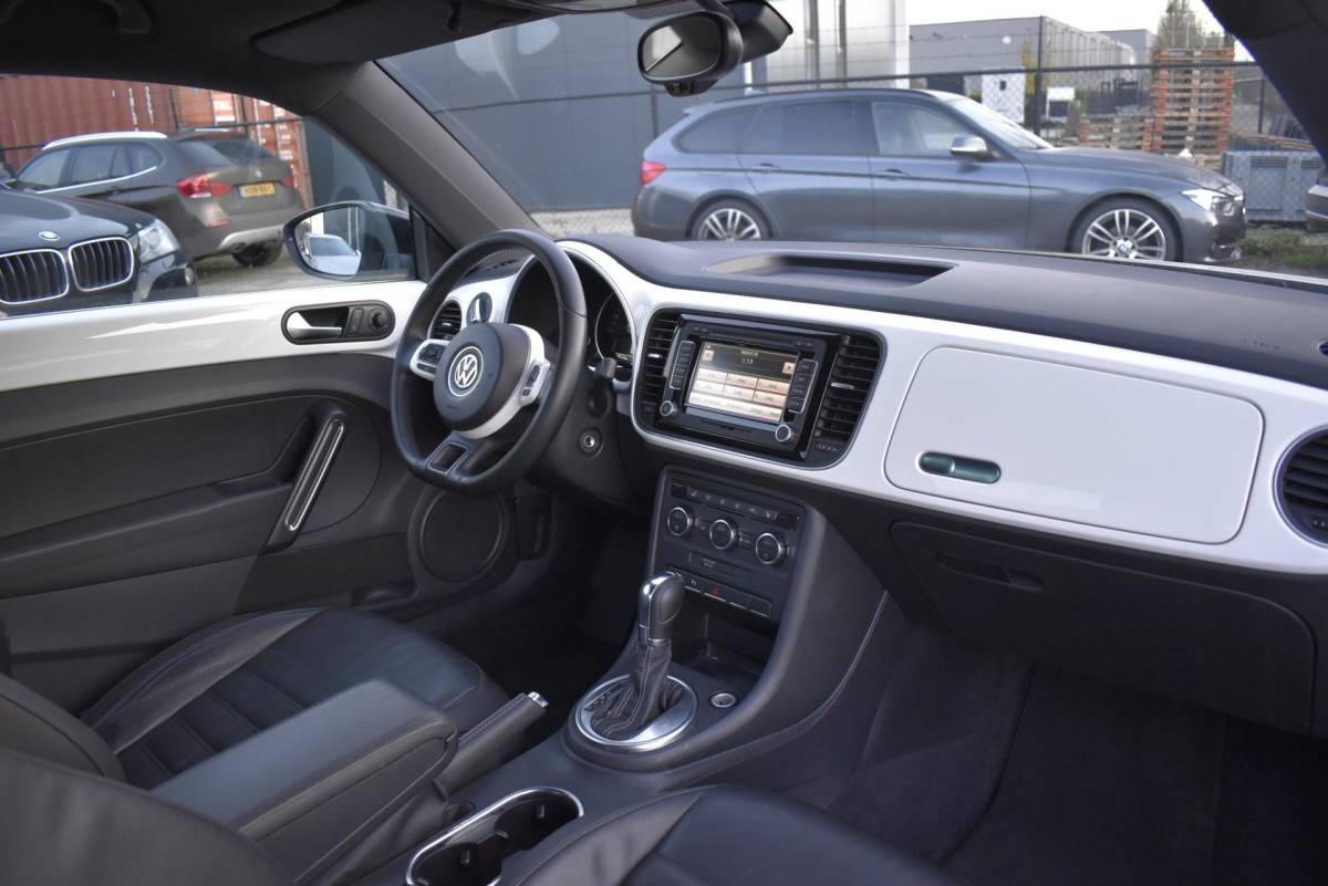 Volkswagen Beetle Volkswagen Beetle 2.0 TSI Sport dsg leder interieur